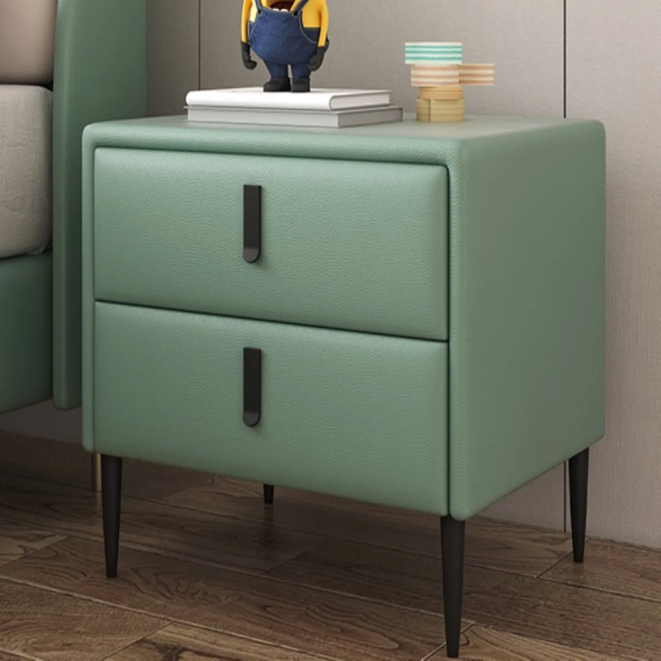 Дизайнерская односпальная кожаная кровать  Масдо/Марсен LaLume