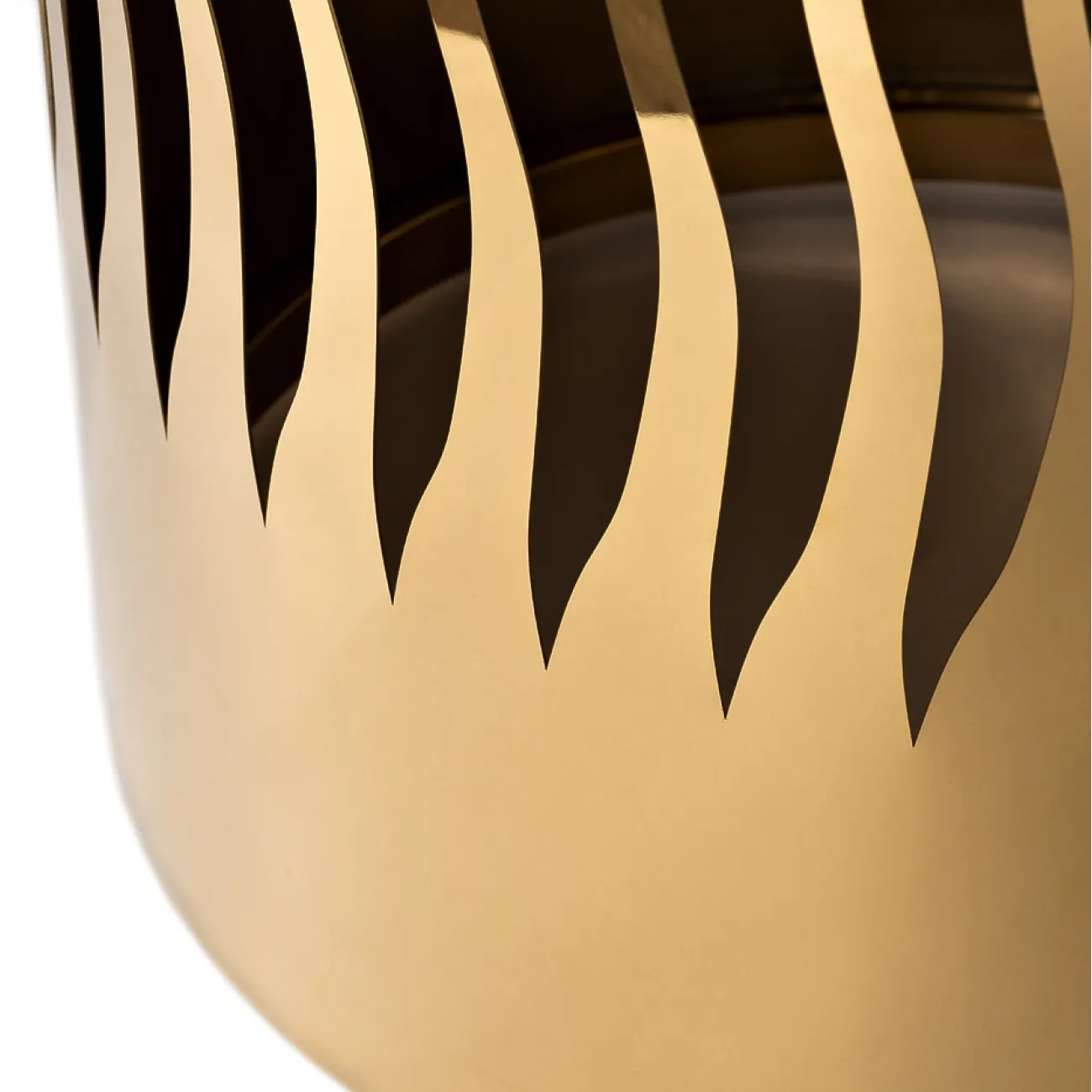 Стол журнальный Wave тонир.стекло/золото GY-ET8149GOLD от LaLume