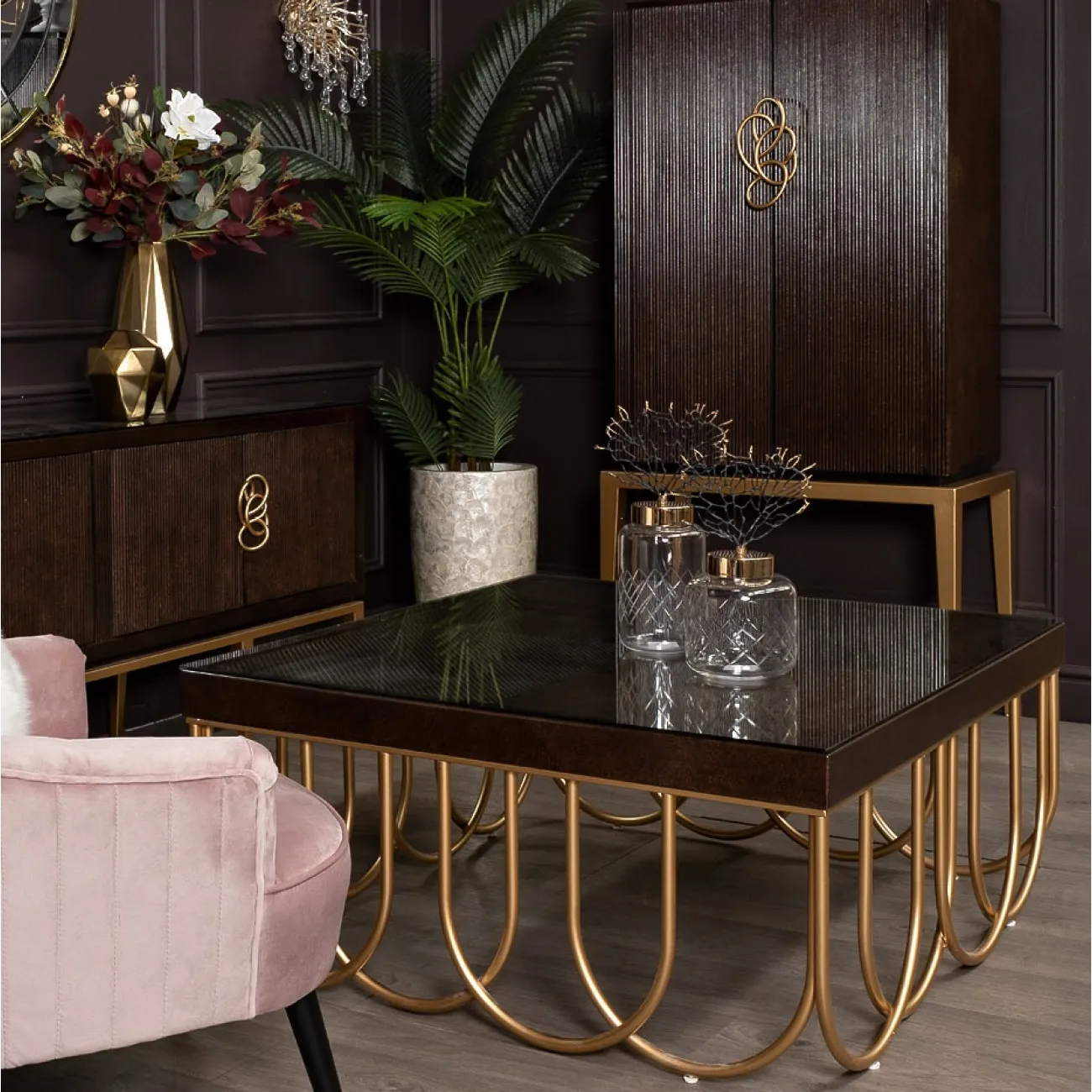 Стол журнальный квадратный вишнево-золотой ART-2706-CF от LaLume