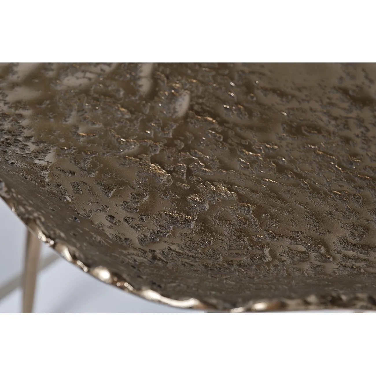 Столик журнальный металлический (цвет бронзы) 71PN-1401 от LaLume Столик журнальный металлический (цвет бронзы) 71PN-1401 от LaLume