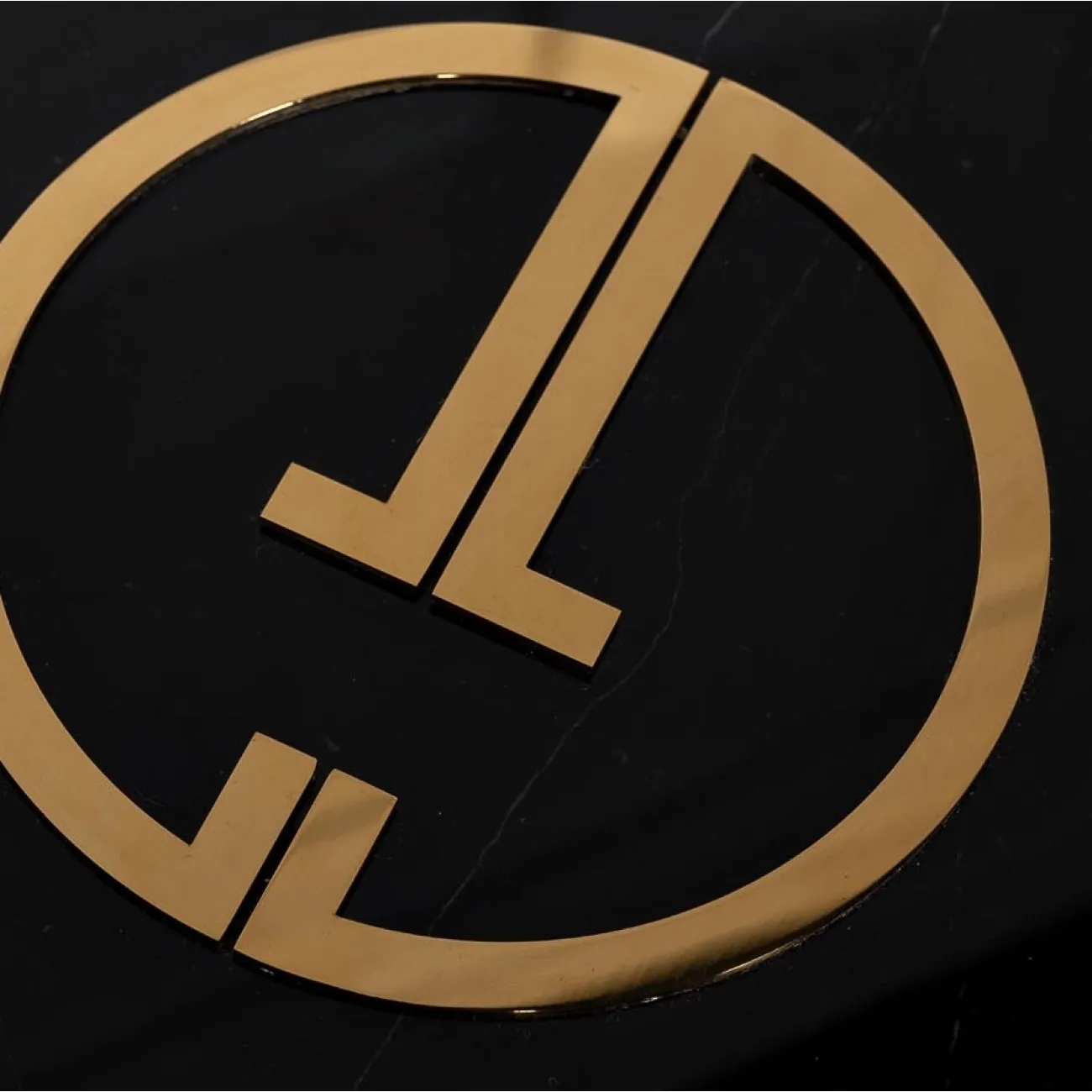 Столик журнальный Garda Decor круглый GD-ET002 от LaLume