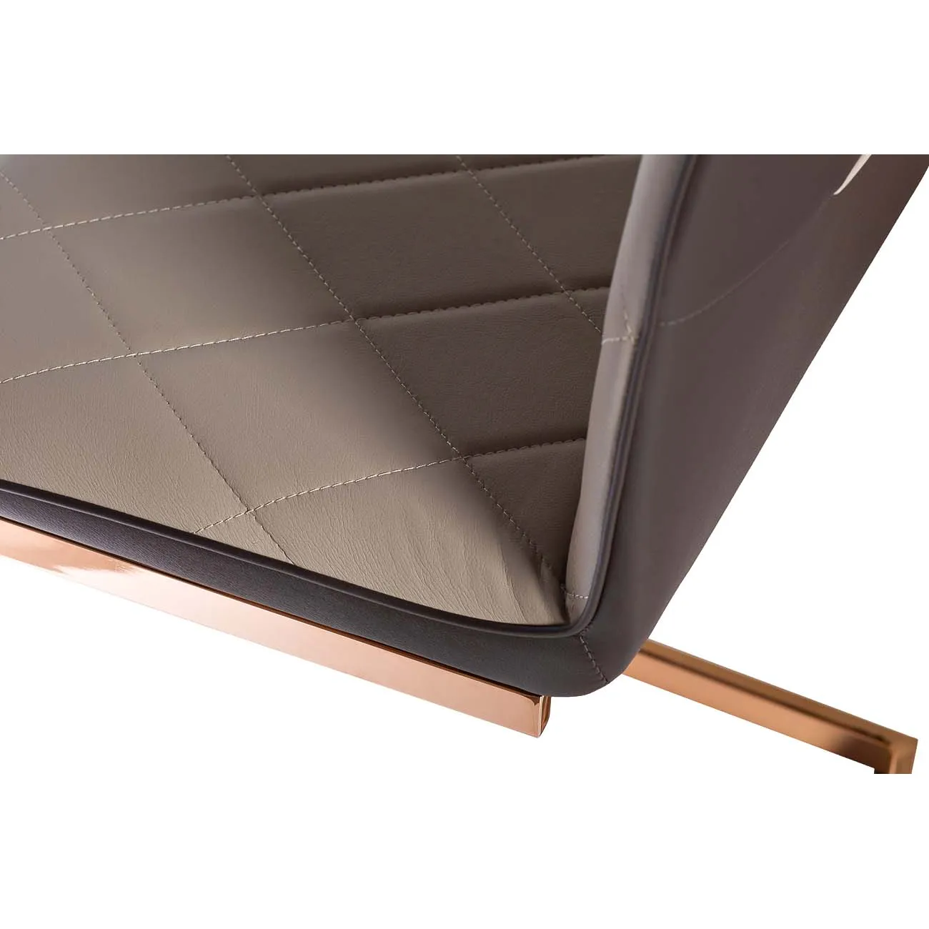 СТУЛ НА МЕТАЛЛИЧЕСКОМ КАРКАСЕ БЕЖЕВЫЙ С ЧЕРНЫМ от LaLume