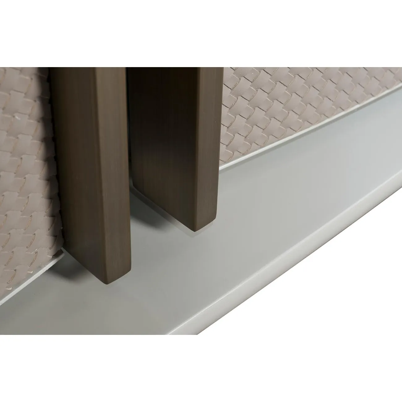 КОМОД BEL AIR ПЛЕТЕНАЯ ЭКОКОЖА/СТЕКЛО от LaLume