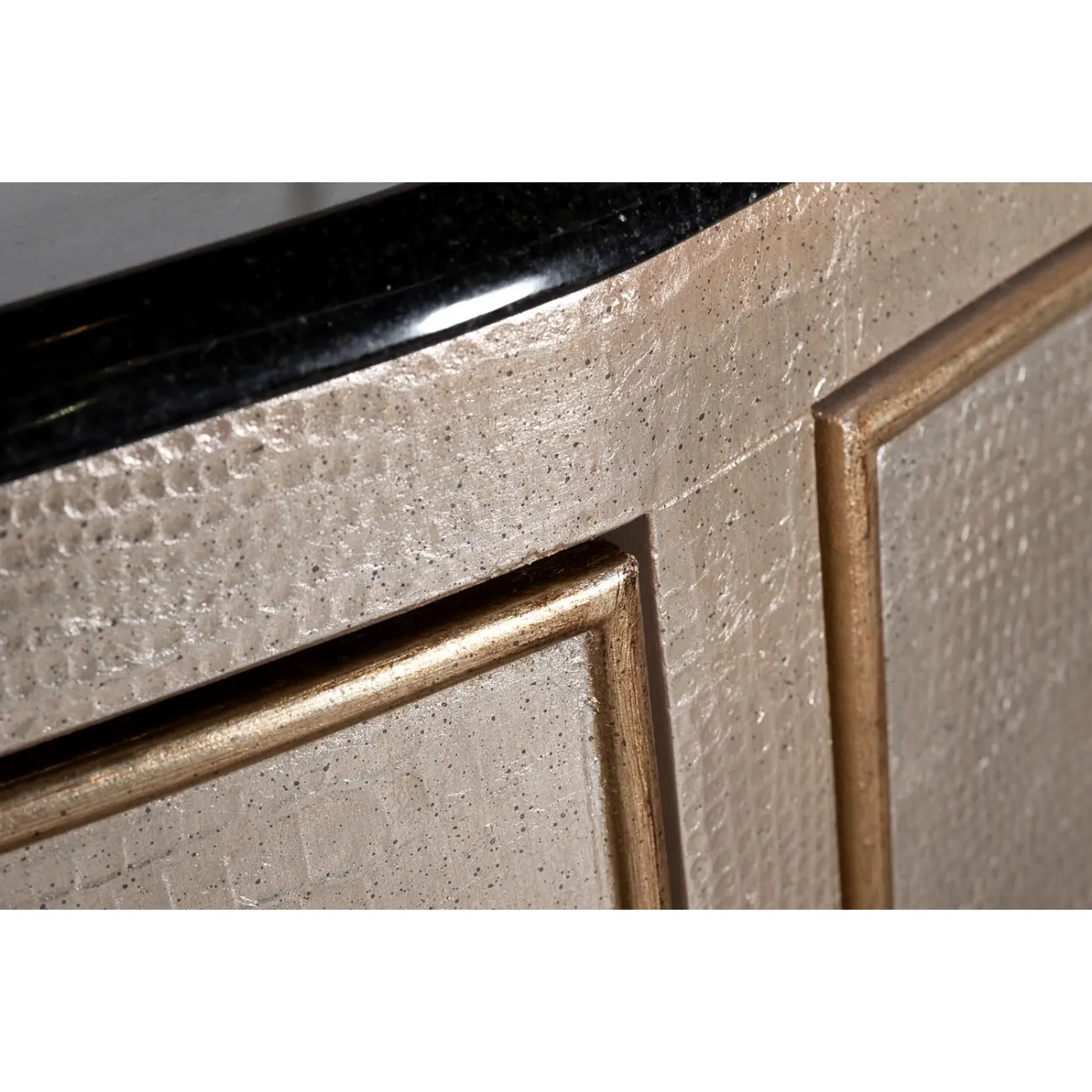 КОМОД СЕРЕБРИСТЫЙ С ГРАНИТНОЙ СТОЛЕШНИЦЕЙ от LaLume