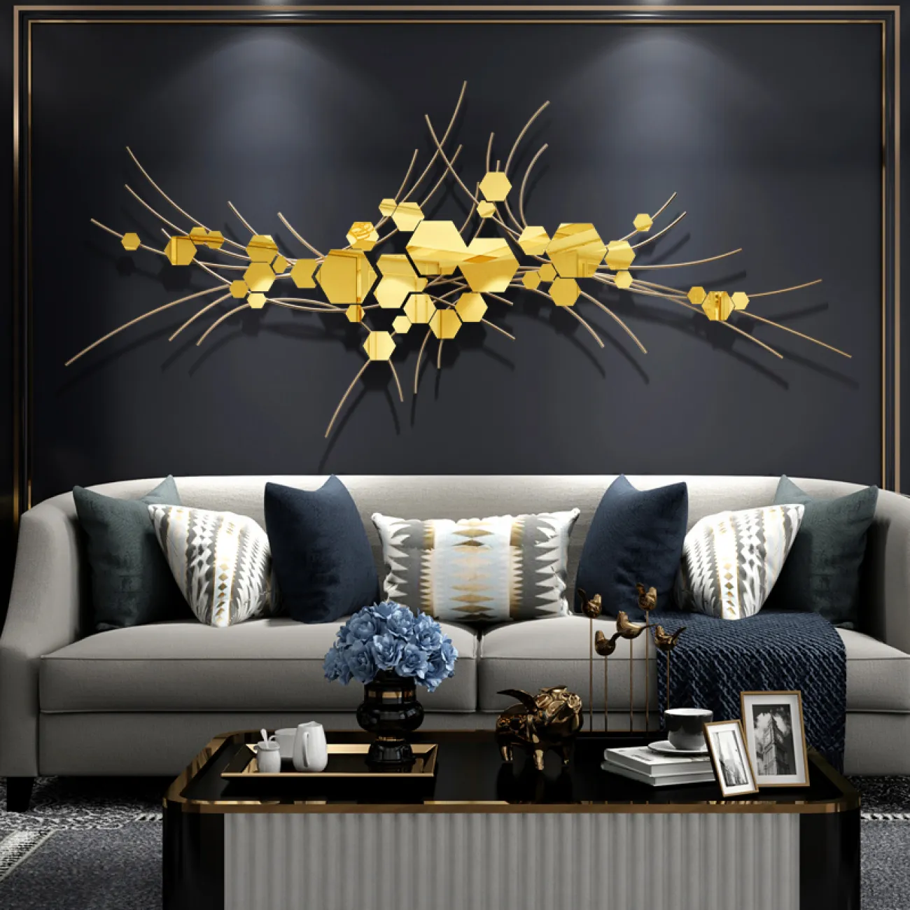 Настенный кованый декор Brilliance, выполненный по технологии ручного гальванического процесса