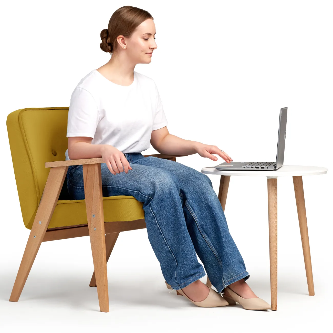 Погрузитесь в комфорт с креслом Несс желтого цвета Max Yellow