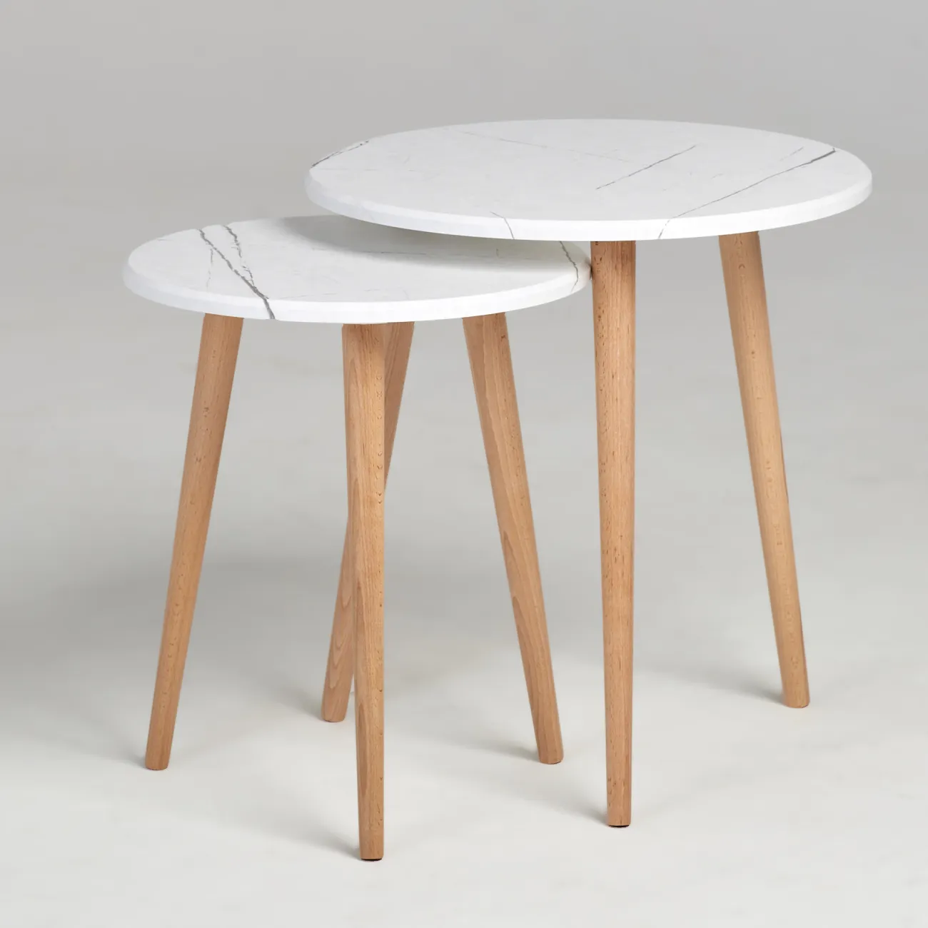 Элегантный журнальный столик Inle M с белым мрамором - идеальное дополнение для вашего интерьера