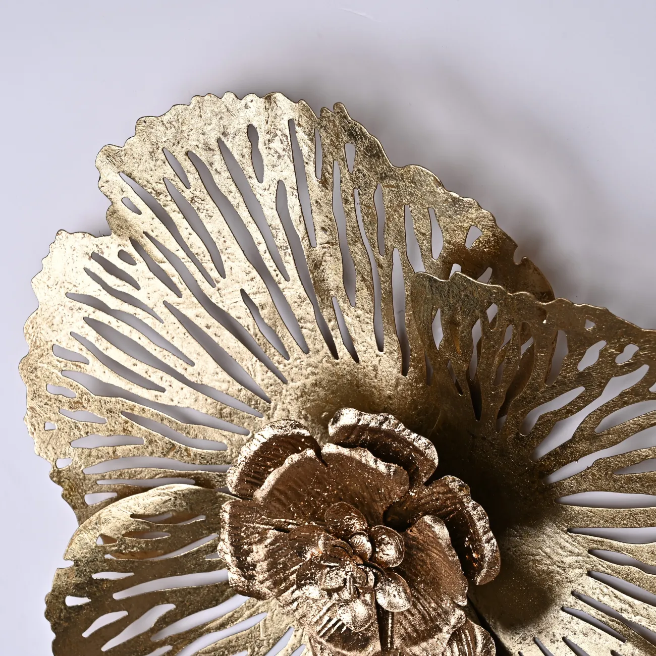 Дизайнерский интерьерный декор Floro Gold H46