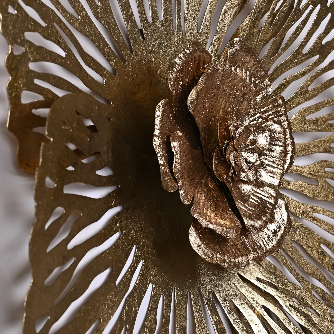 Дизайнерский интерьерный декор Floro Gold H46