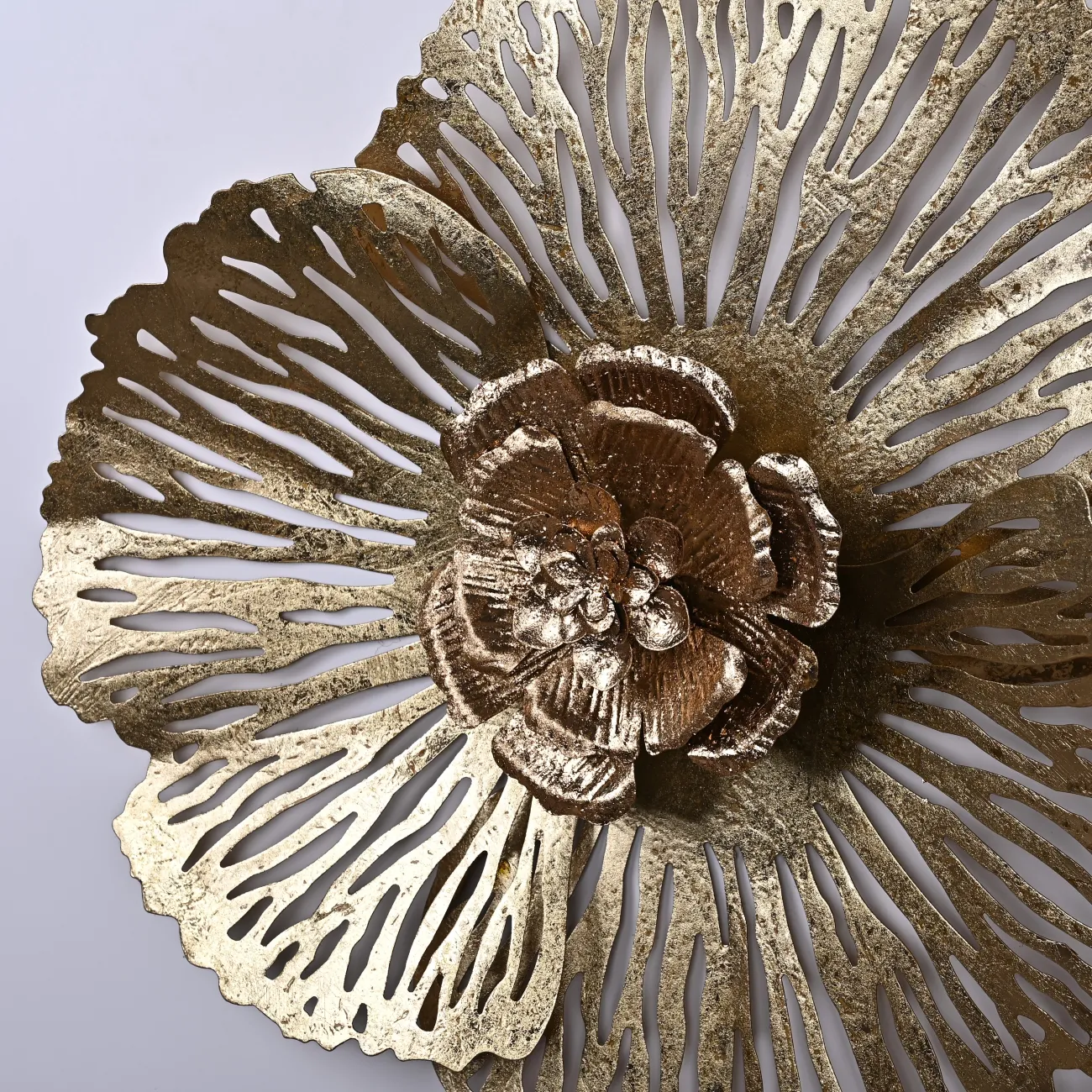 Дизайнерский интерьерный декор Floro Gold H46