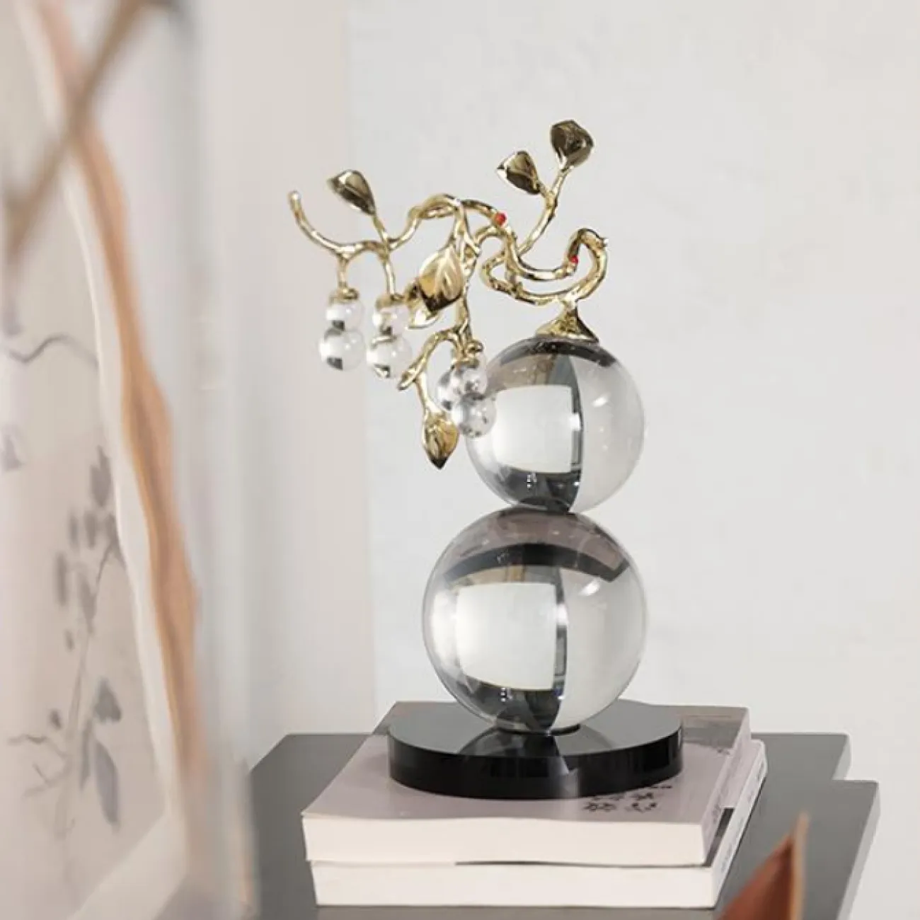 Хрустальное настольное украшение "Мать и Дитя" с металлическими листьями, круглым основанием Qiekoo от LaLume AP38146-32