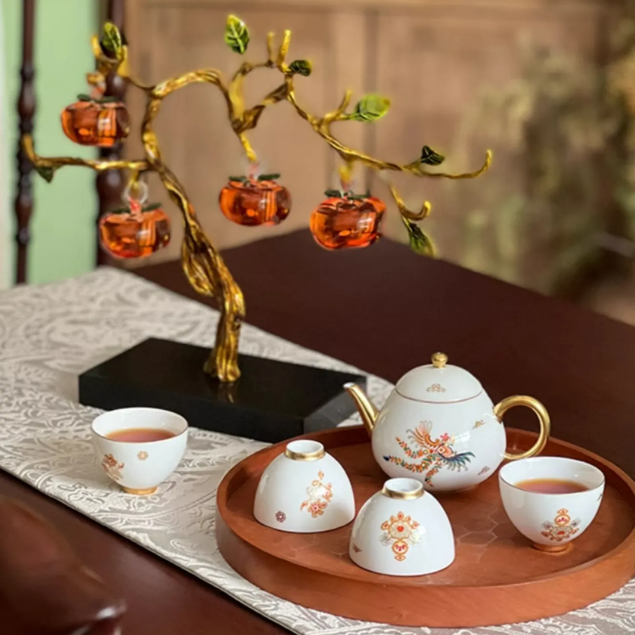 Изысканный настольный декор из стекла и металла "Дерево хурмы" Qiekoo от LaLume HR38152-32 Изысканный настольный декор из стекла и металла "Дерево хурмы" Qiekoo от LaLume HR38152-32