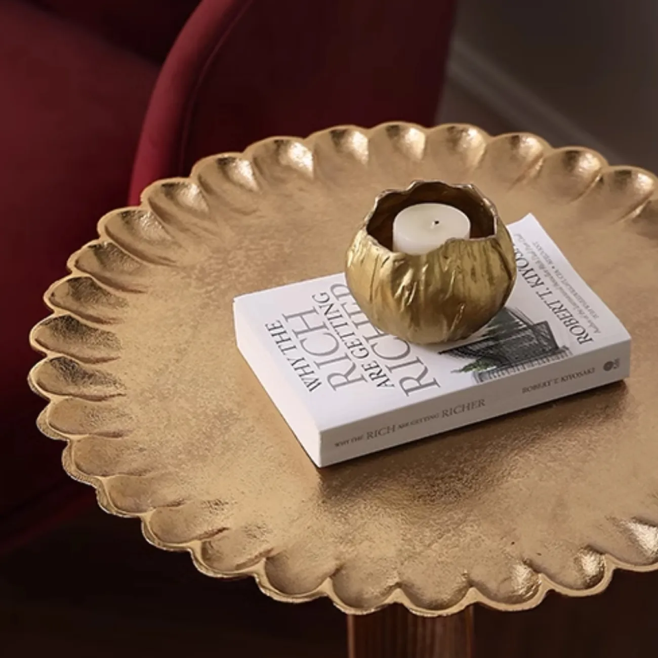 Индийский дизайнерский столик из алюминия в виде подсолнечника Qikuo от LaLume