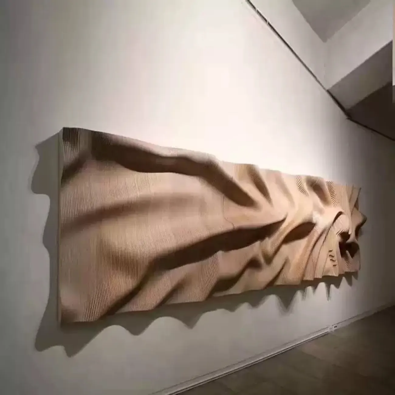 Объемная картина из дерева от LaLume с фактурой ткани KR38172-32 Объемная картина из дерева от LaLume с фактурой ткани KR38172-32