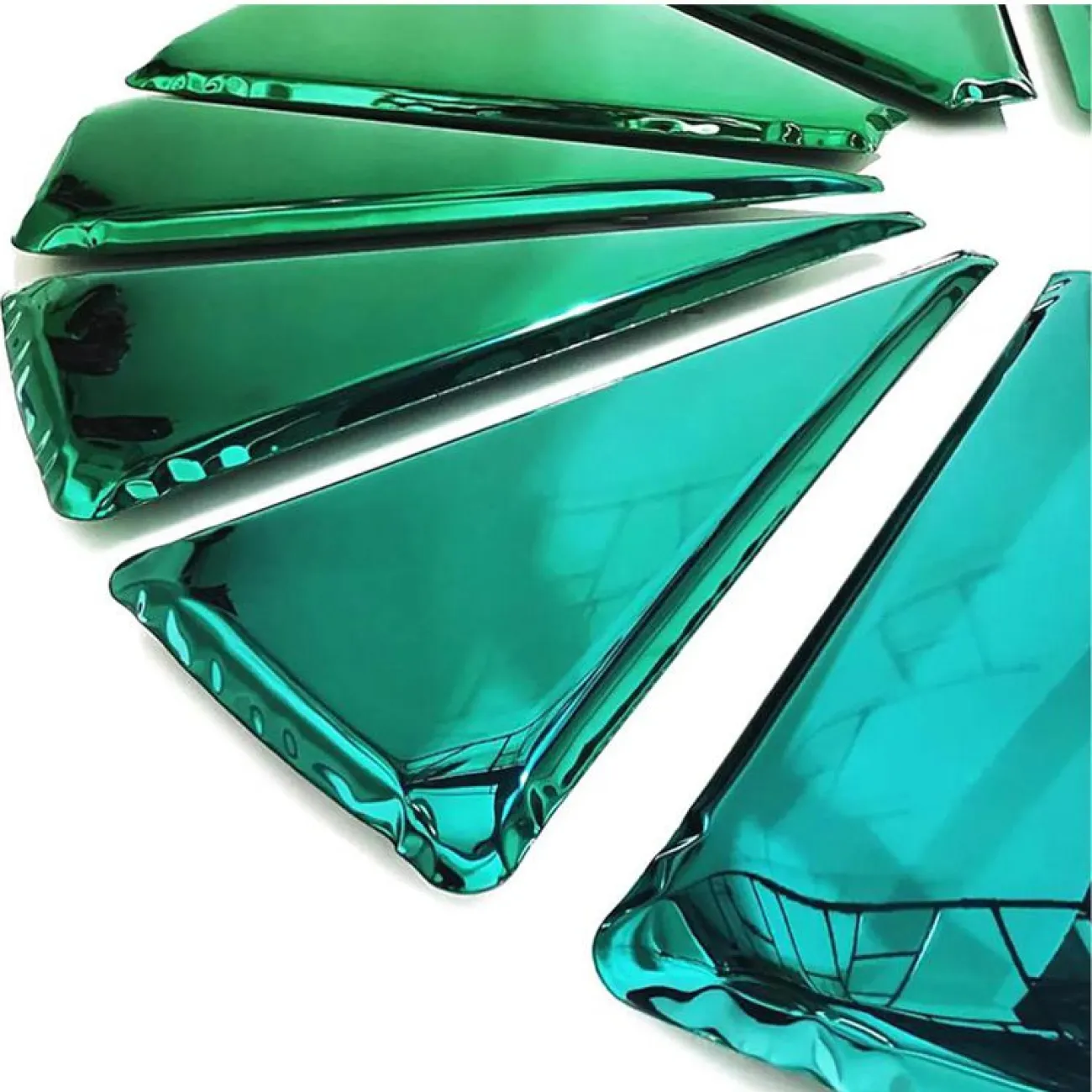 Интерьерное круглое панно "Цветок из металла" от LaLume из нержавеющей стали PN38173-32 Интерьерное круглое панно "Цветок из металла" от LaLume из нержавеющей стали PN38173-32