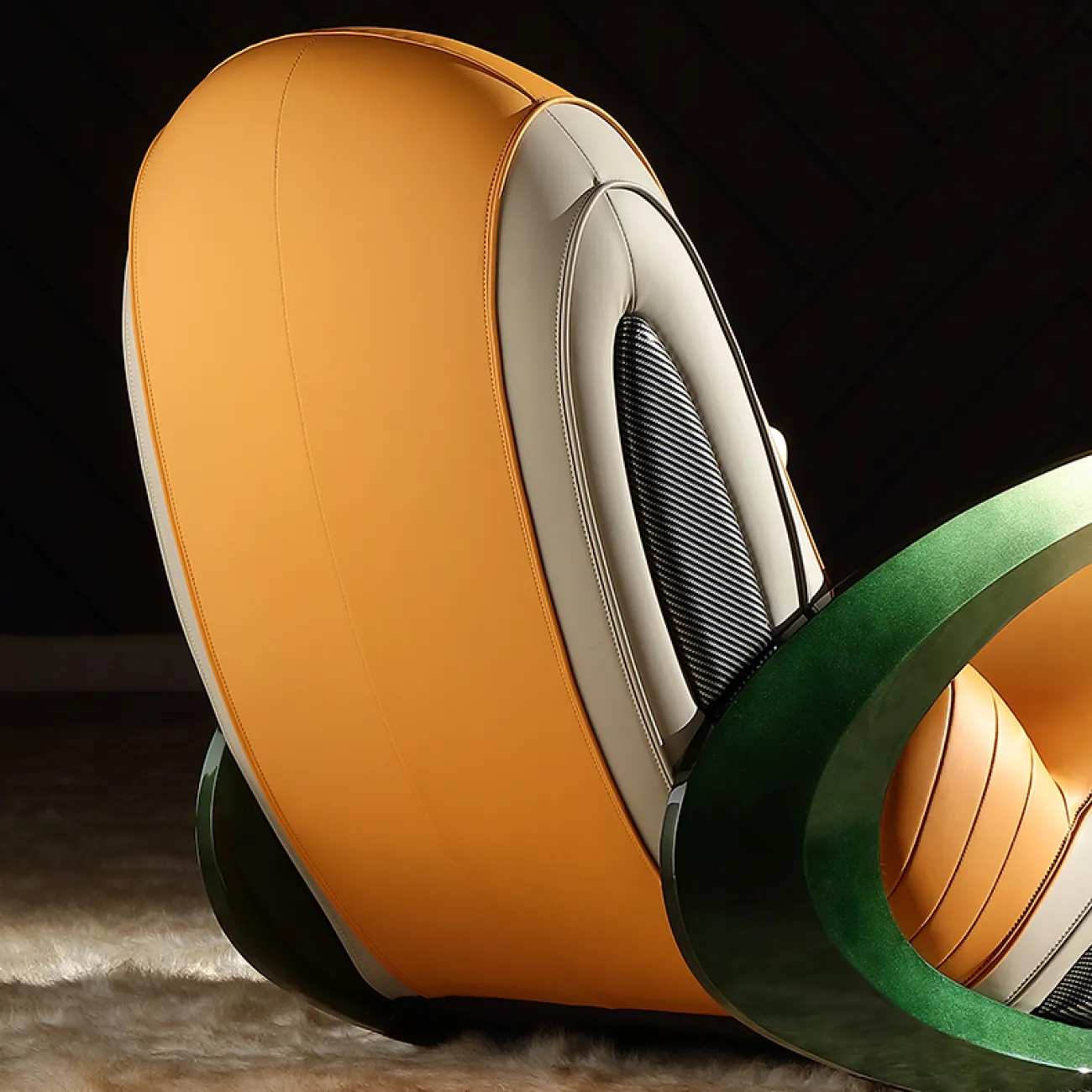 Дизайнерское кресло-качалка "Маленькая пчелка" Mivica из дерева и натуральной кожи KR38176-32 Дизайнерское кресло-качалка "Маленькая пчелка" Mivica из дерева и натуральной кожи KR38176-32