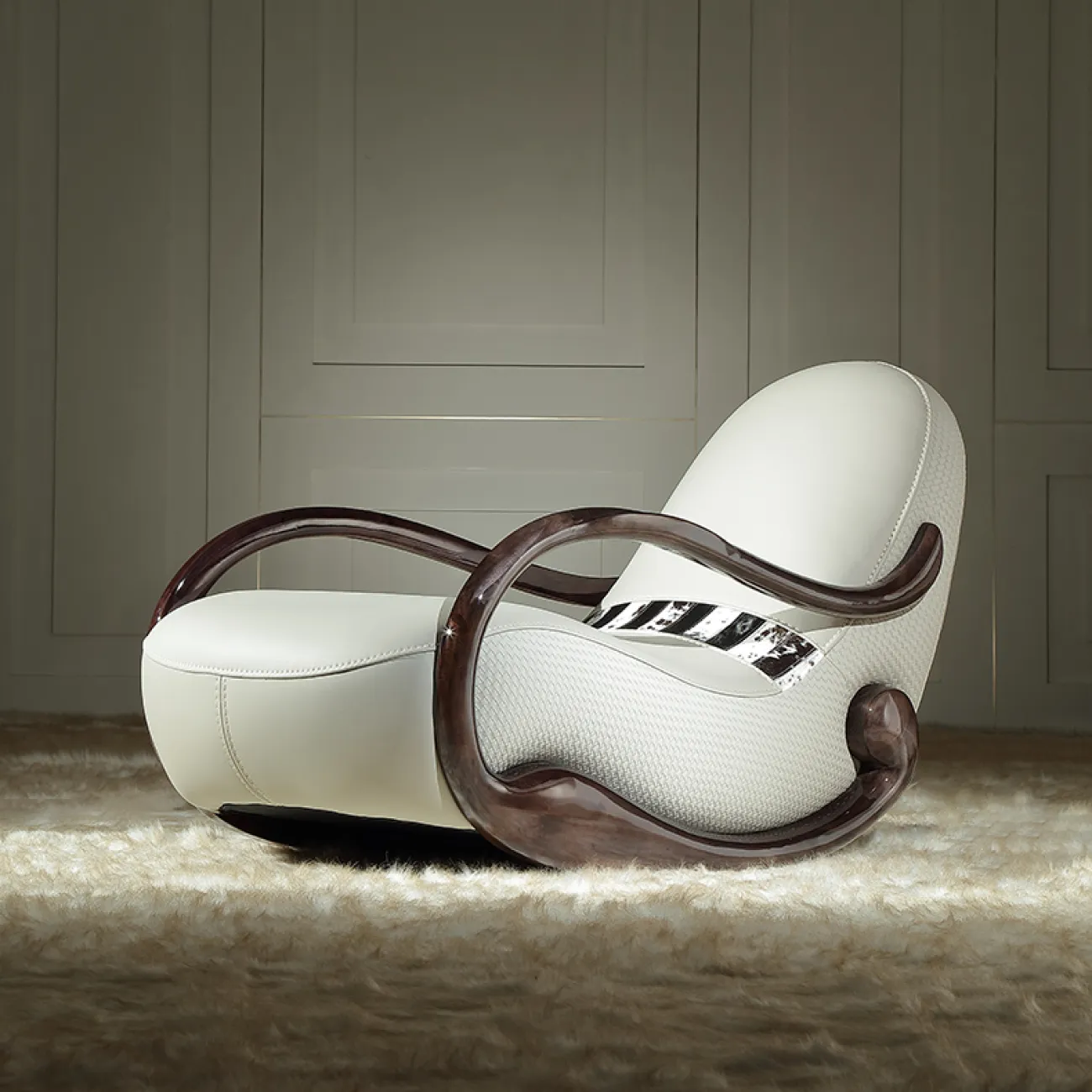 Роскошное кресло-качалка "Модерн" MIVICA из дерева и кожи KR38177-32 Роскошное кресло-качалка "Модерн" MIVICA из дерева и кожи KR38177-32