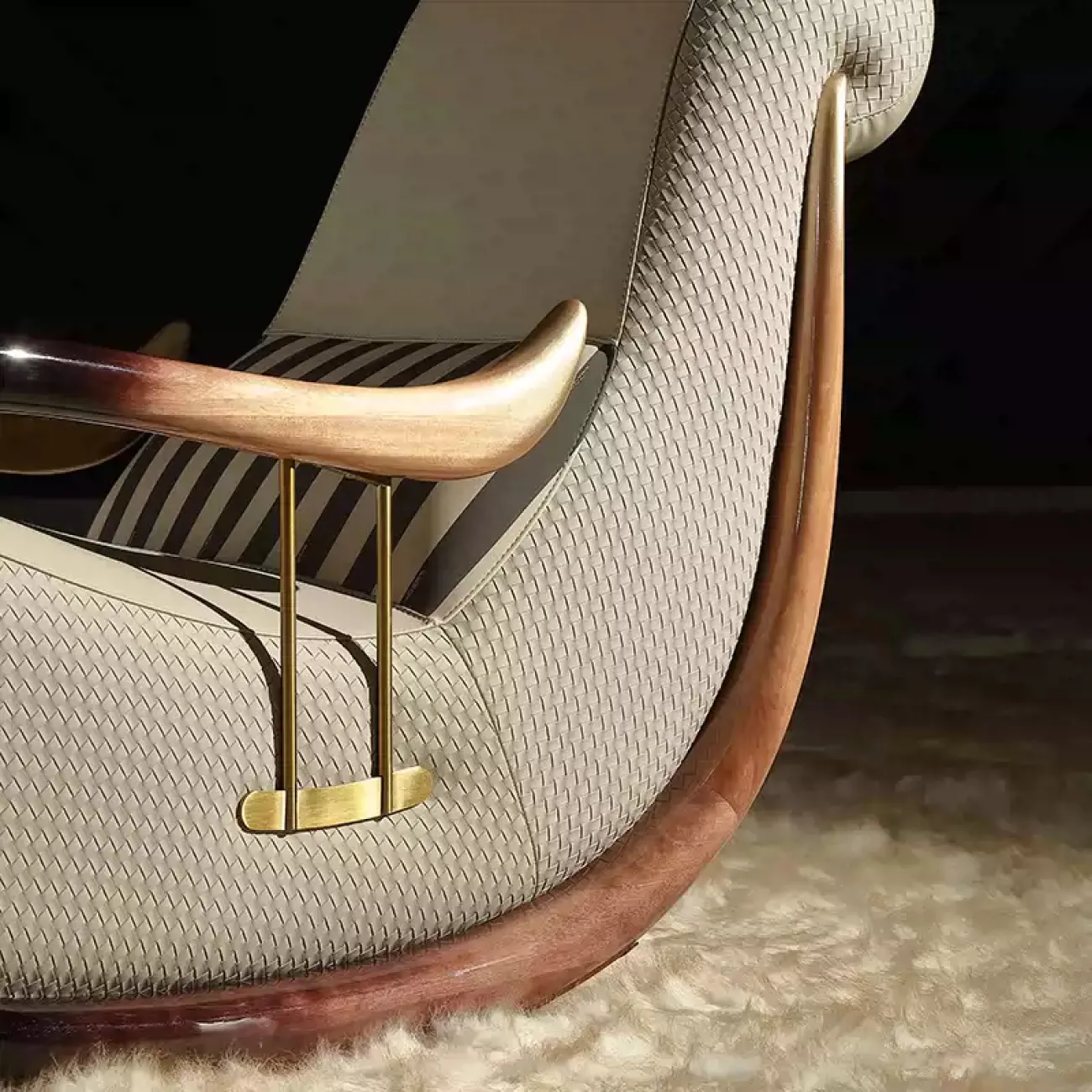 Современное кресло-качалка "Bedoya" от MIVICA из дерева и кожи KR38178-32