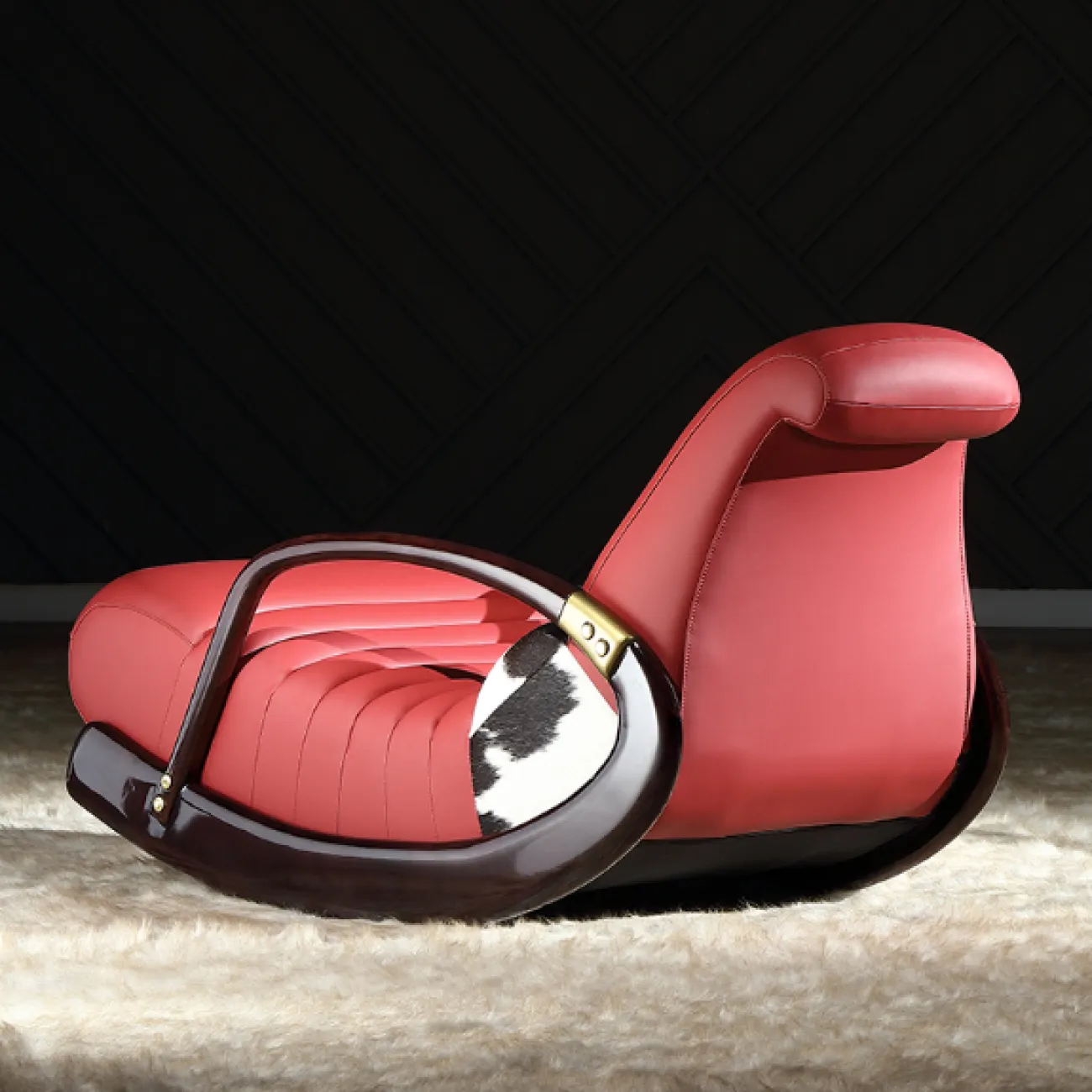 Дизайнерское кресло-качалка "Leonie" от MIVICA из кожи и дерева KR38185-32