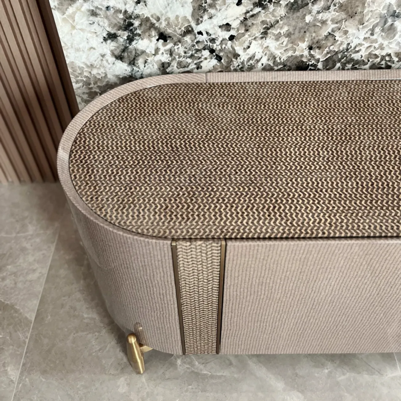 Роскошная тумба под телевизор MIVICA из красного дерева TB38186-32