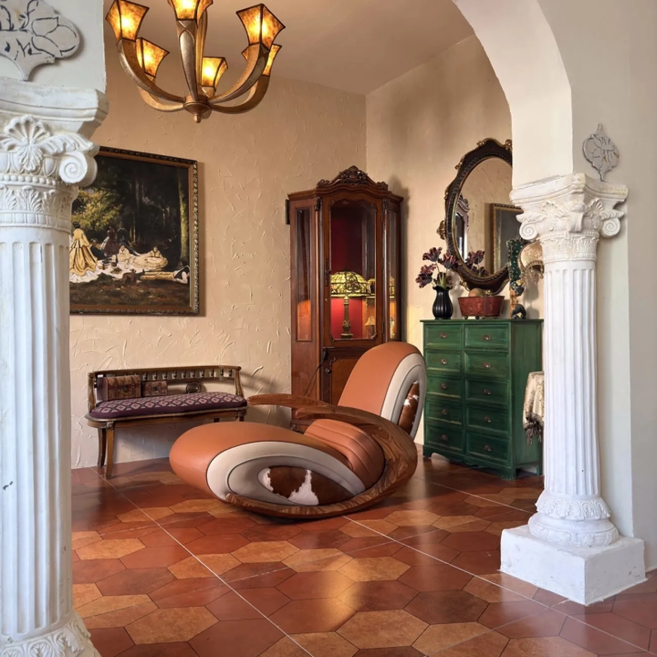 Дизайнерское кресло-качалка Mivica из дерева, натуральной кожи, меха коровы KR38189-32 Дизайнерское кресло-качалка Mivica из дерева, натуральной кожи, меха коровы KR38189-32