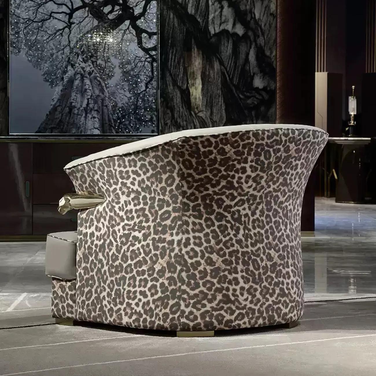 Королевское кожаное кресло "Леопард" из кожи, красного дерева MIVICA KR38190-32