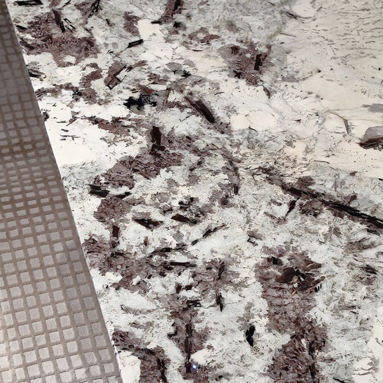 Роскошный обеденный стол MIVICA из мрамора и красного дерева ST38191-32