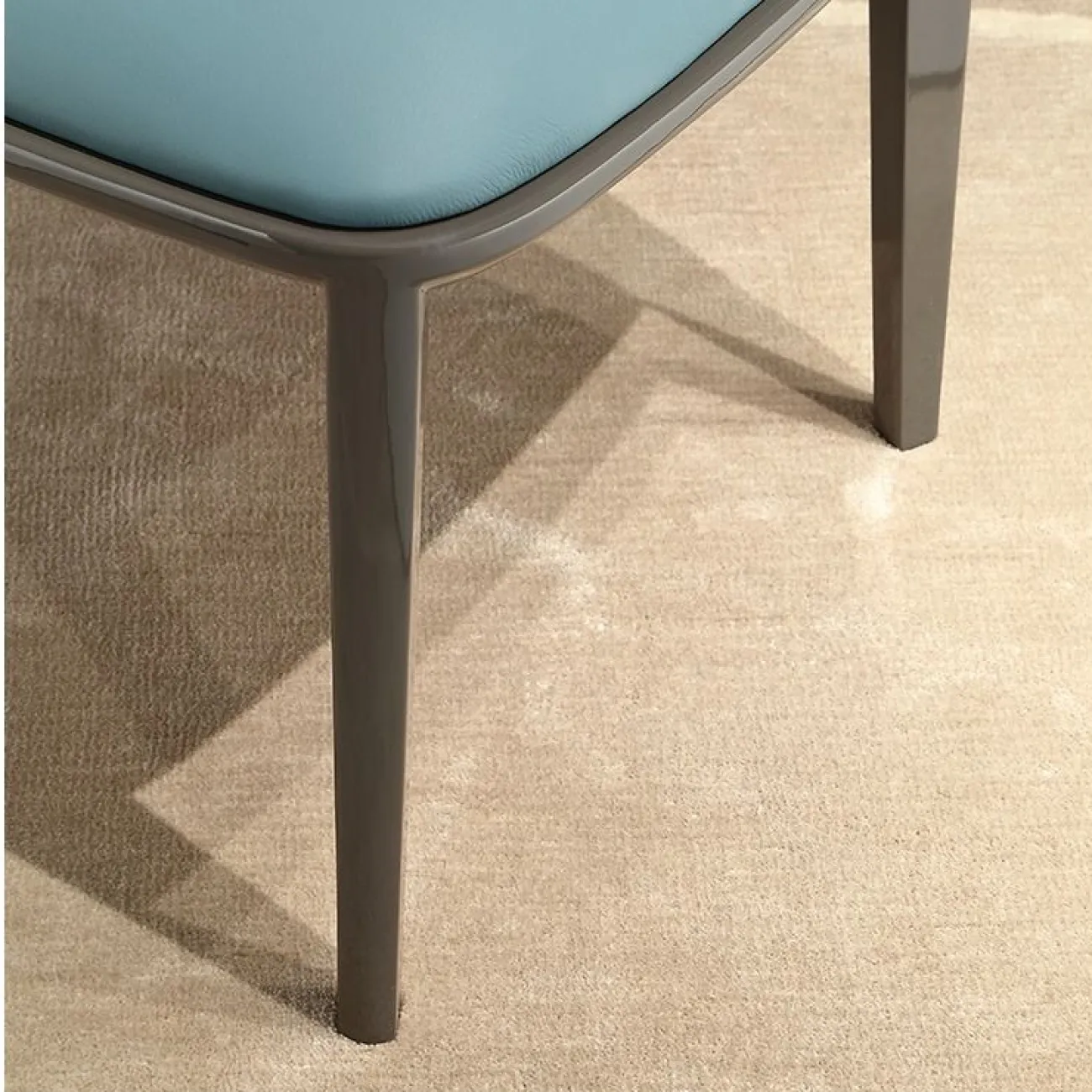 Кожаный обеденный стул MIVICA из красного дерева ST38192-32