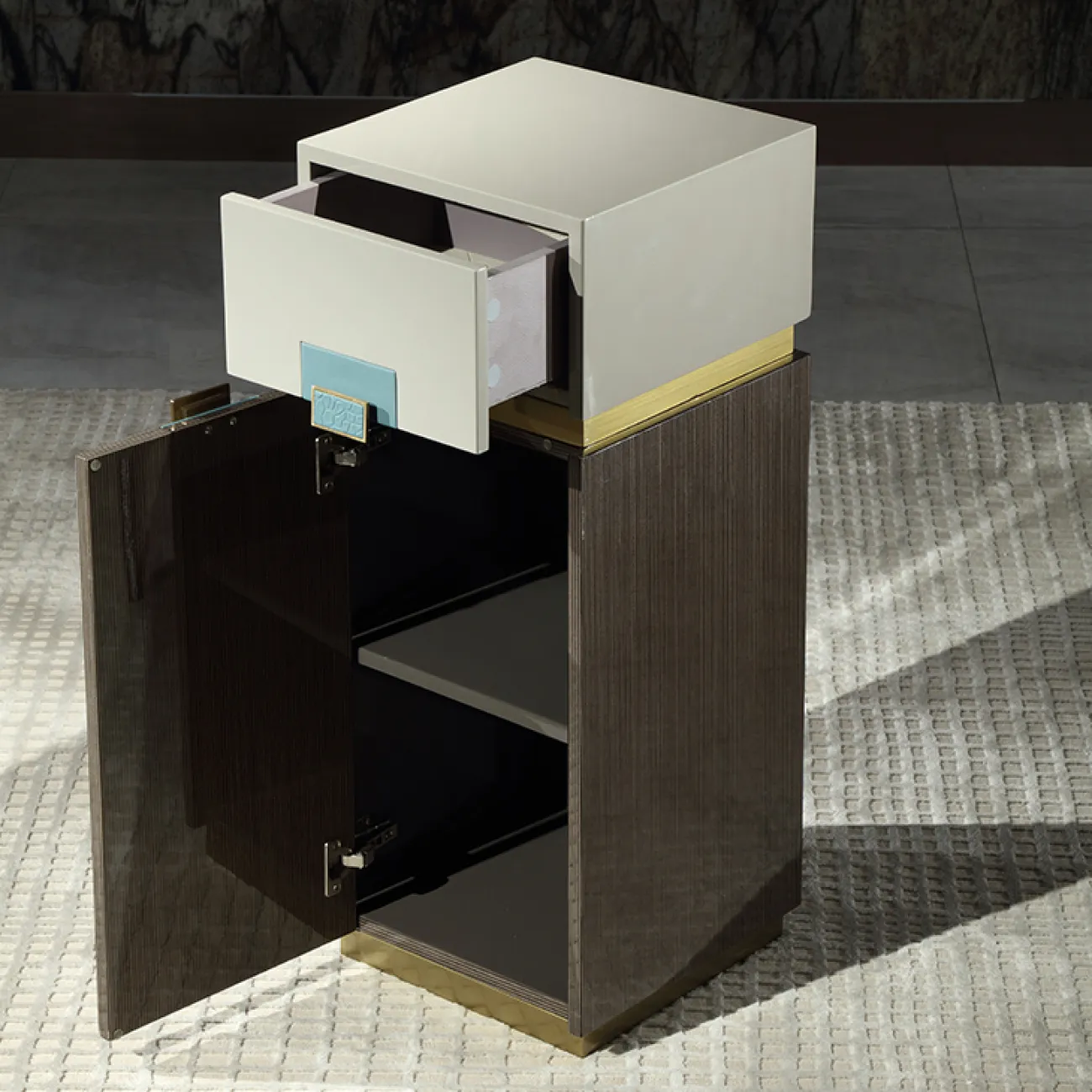 Стильный узкий комод MIVICA из дерева KD38196-32