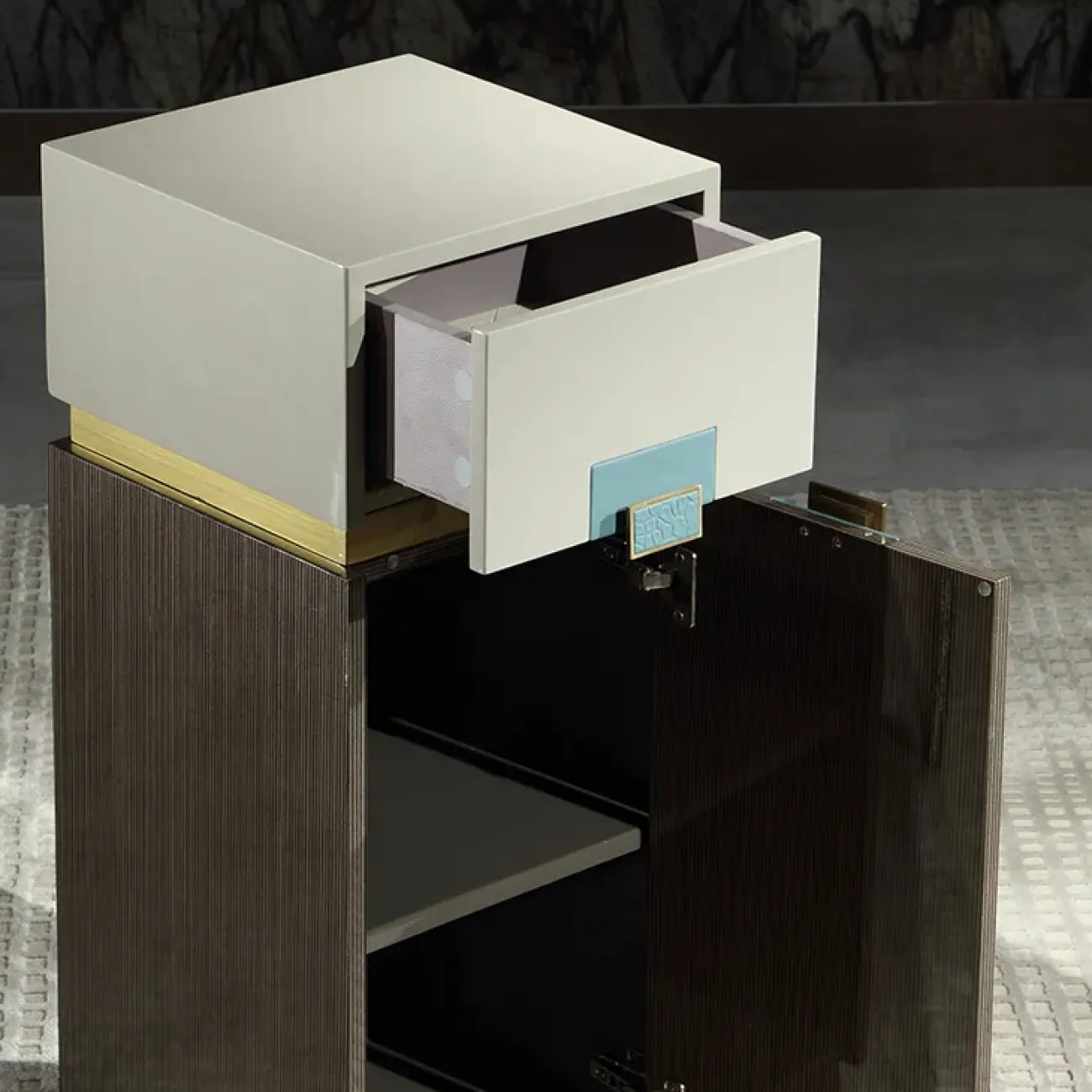 Стильный узкий комод MIVICA из дерева KD38196-32