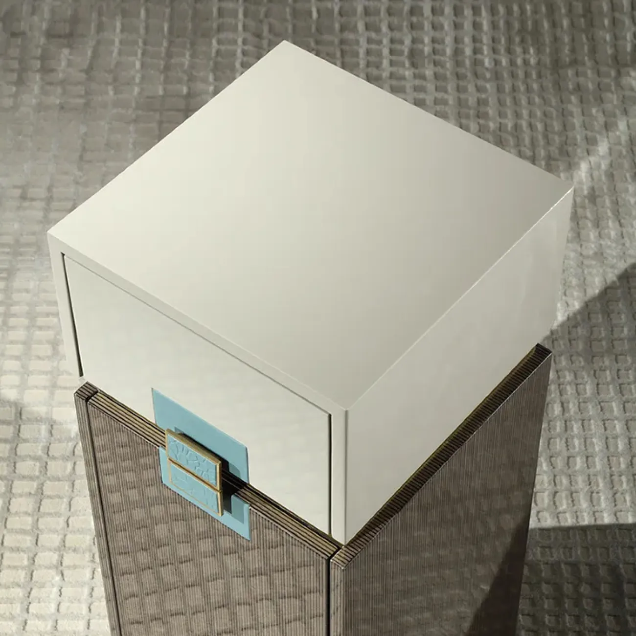 Стильный узкий комод MIVICA из дерева KD38196-32