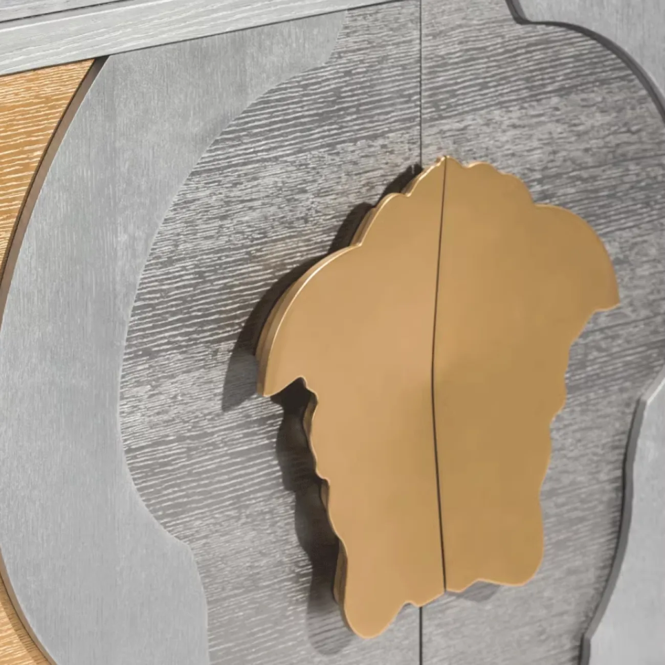 Современный минималистичный комод из цельного дерева Yanshe от LaLume Современный минималистичный комод из цельного дерева Yanshe от LaLume