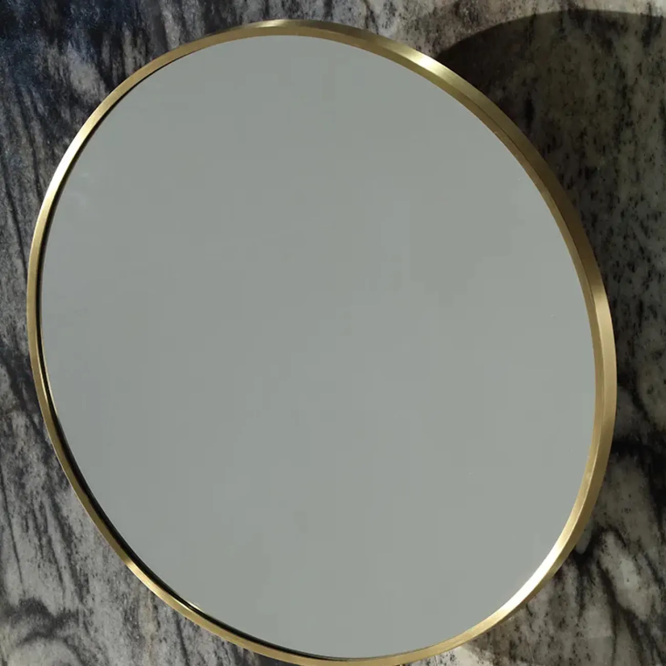 Элегантный туалетный столик с зеркалом MIVICA из красного дерева TS38204-32