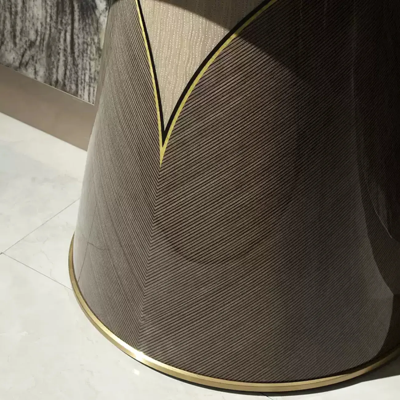 Стильный пристенный столик MIVICA из дерева, стали и мрамора  ST38215-32