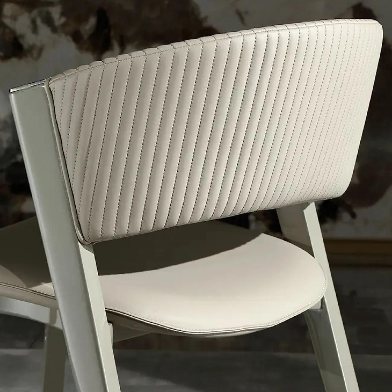 Комфортабельный обеденный стул MIVICA из кожи ST38218-32