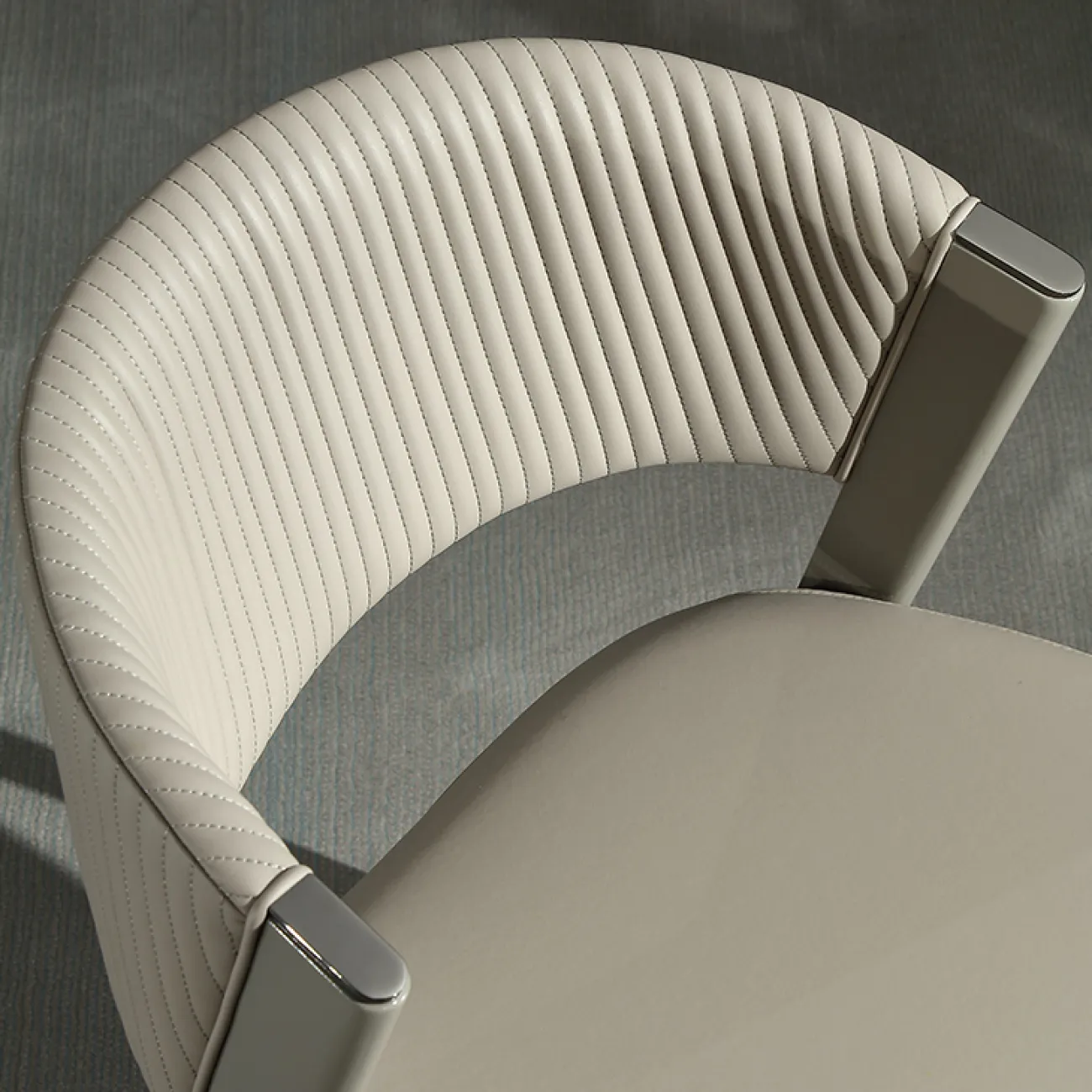 Комфортабельный обеденный стул MIVICA из кожи ST38218-32