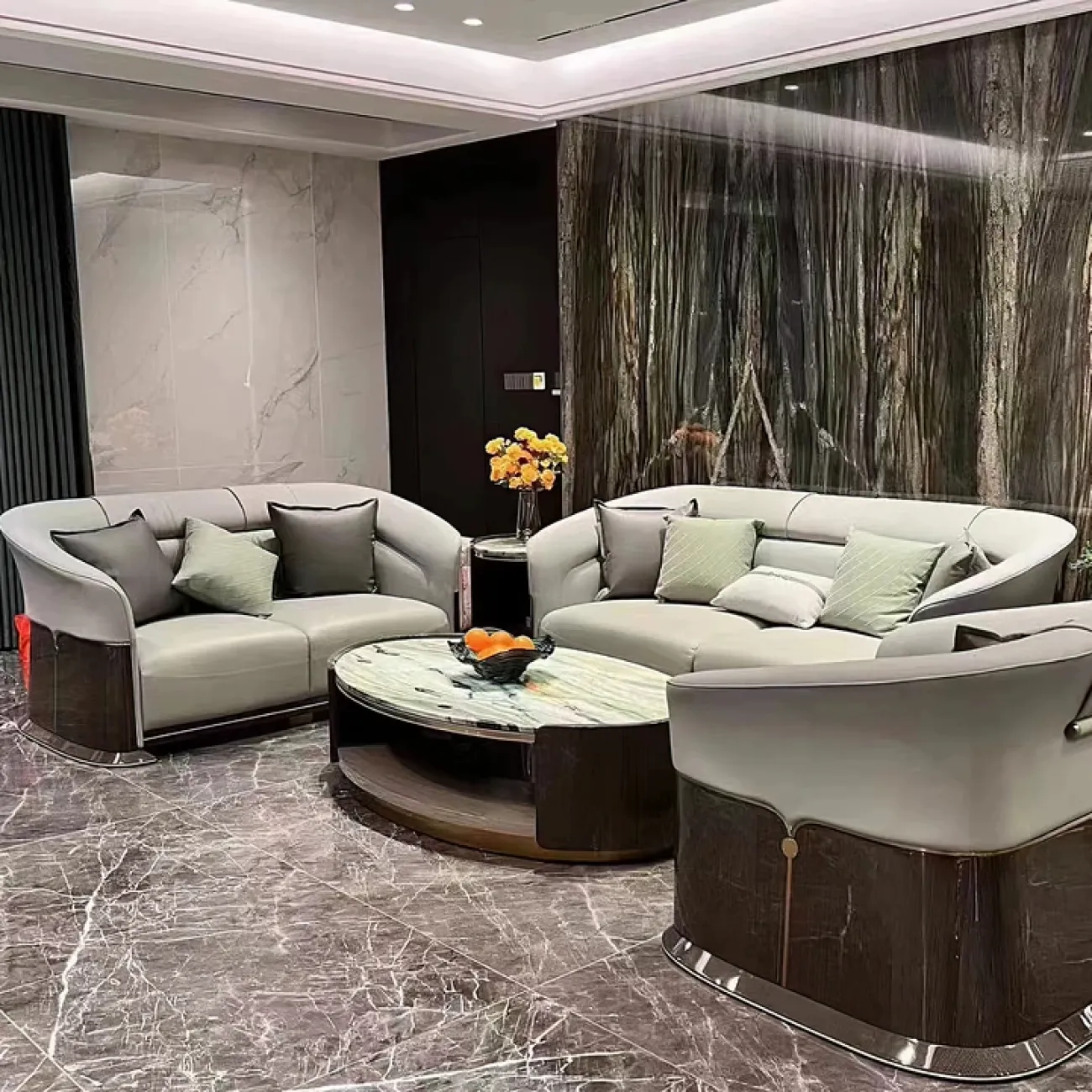 Роскошный диван MIVICA из натуральной кожи и красного дерева KR38223-32