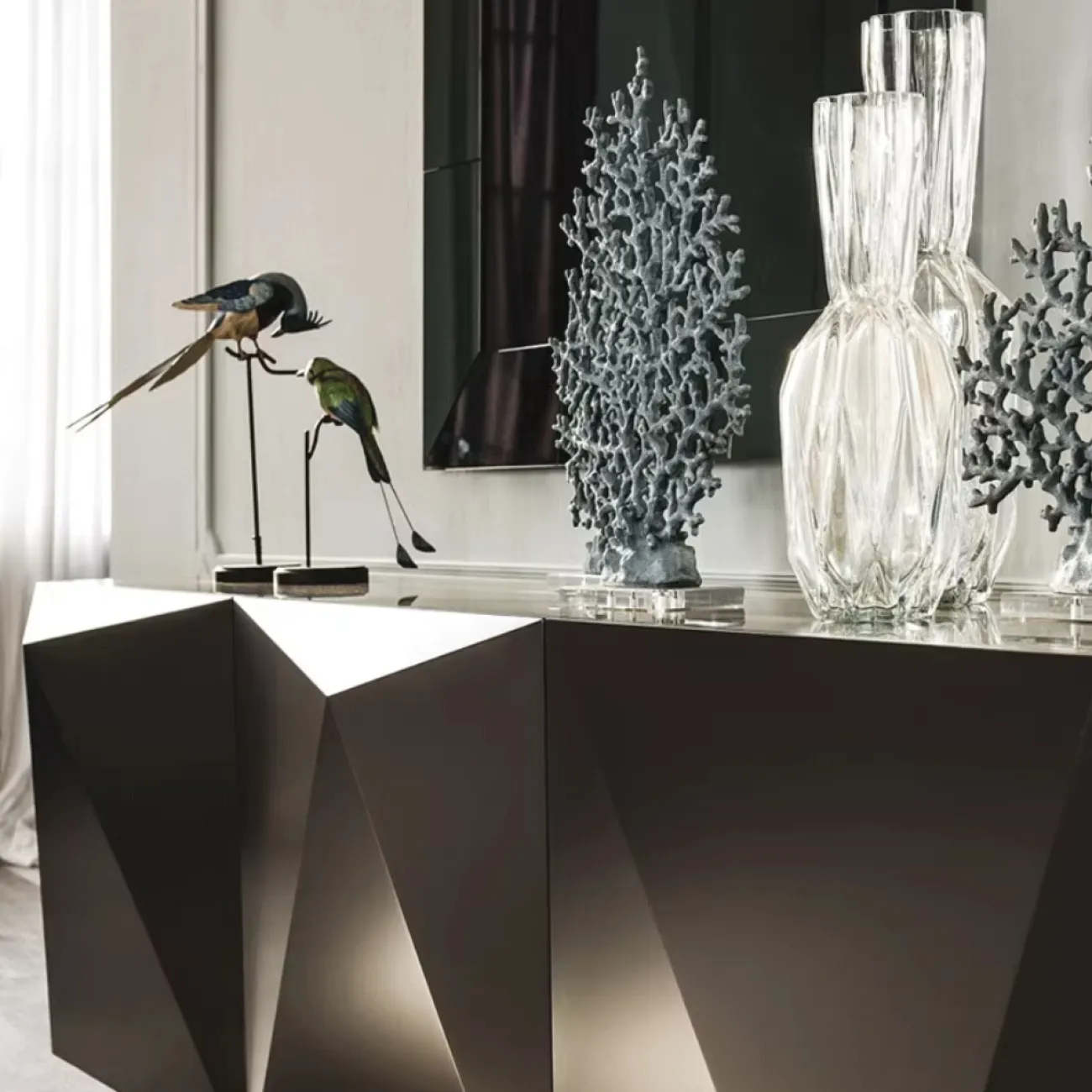 Креативный Обеденный сервант в виде Пирамиды Yanshe от LaLume