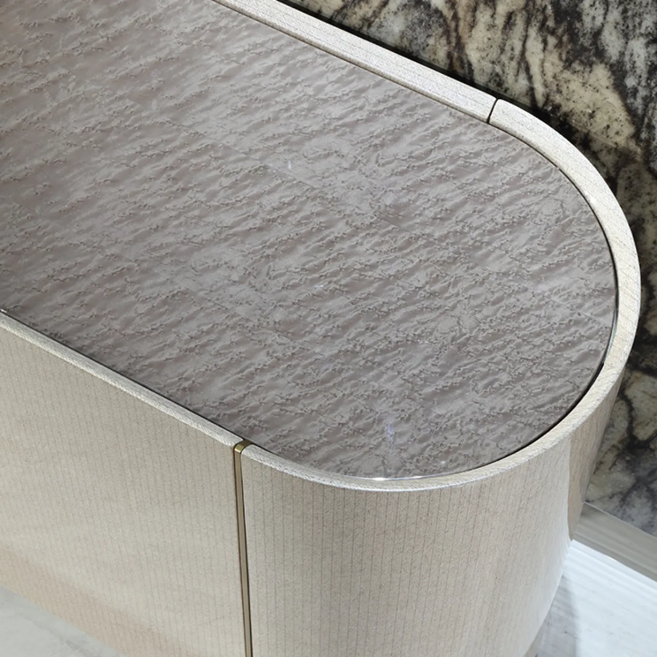 Элегантный комод MIVICA из красного дерева KD38244-32