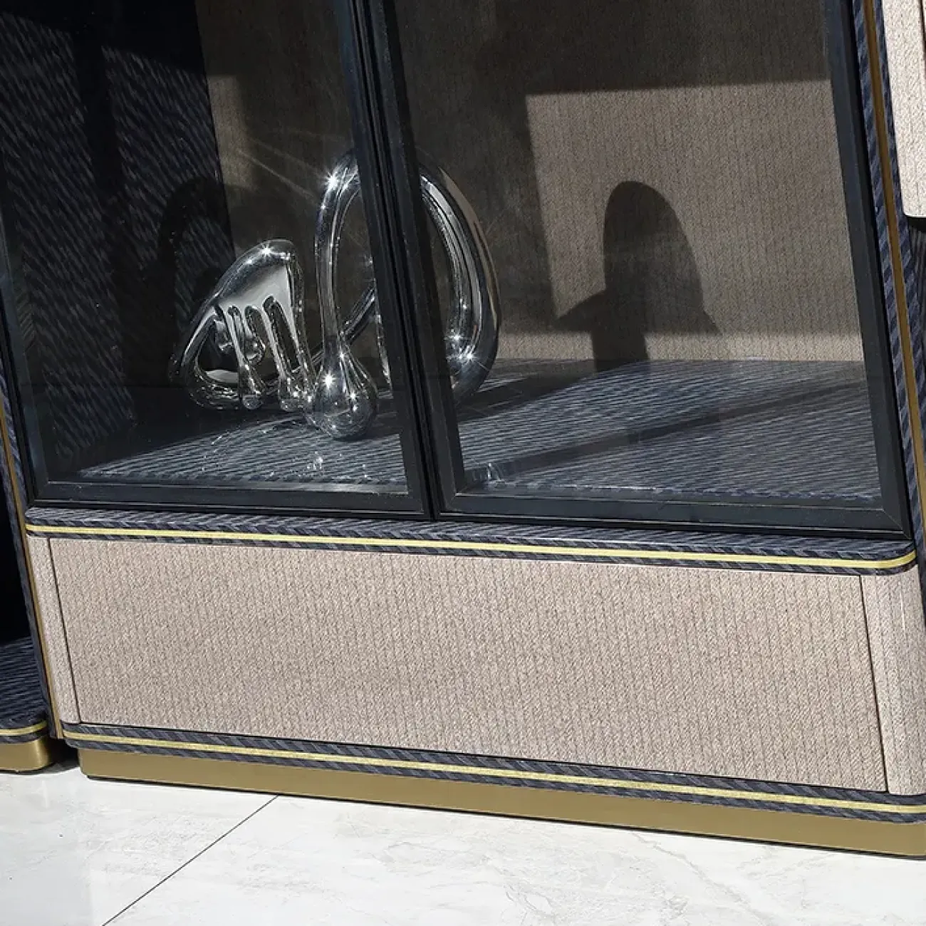 Открытый книжный шкаф MIVICA из красного дерева SH38250-32