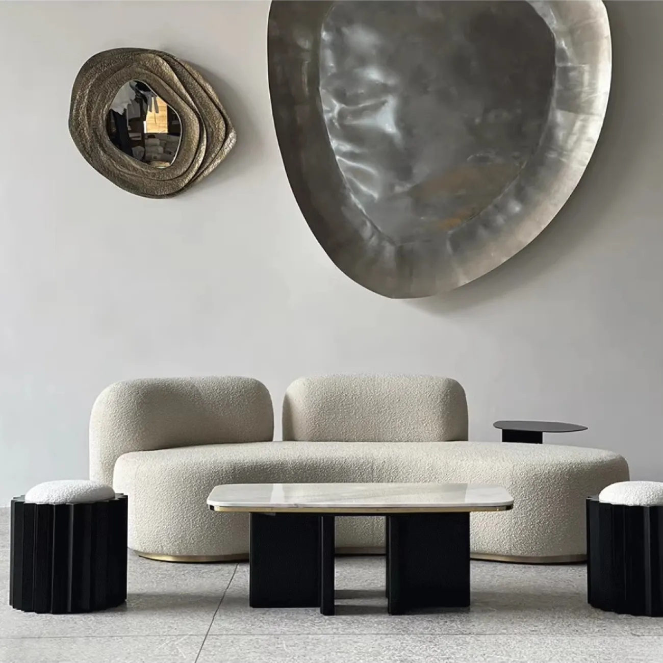 Дизайнерский Черный Низкий Табурет Yanshe от LaLume Дизайнерский Черный Низкий Табурет Yanshe от LaLume