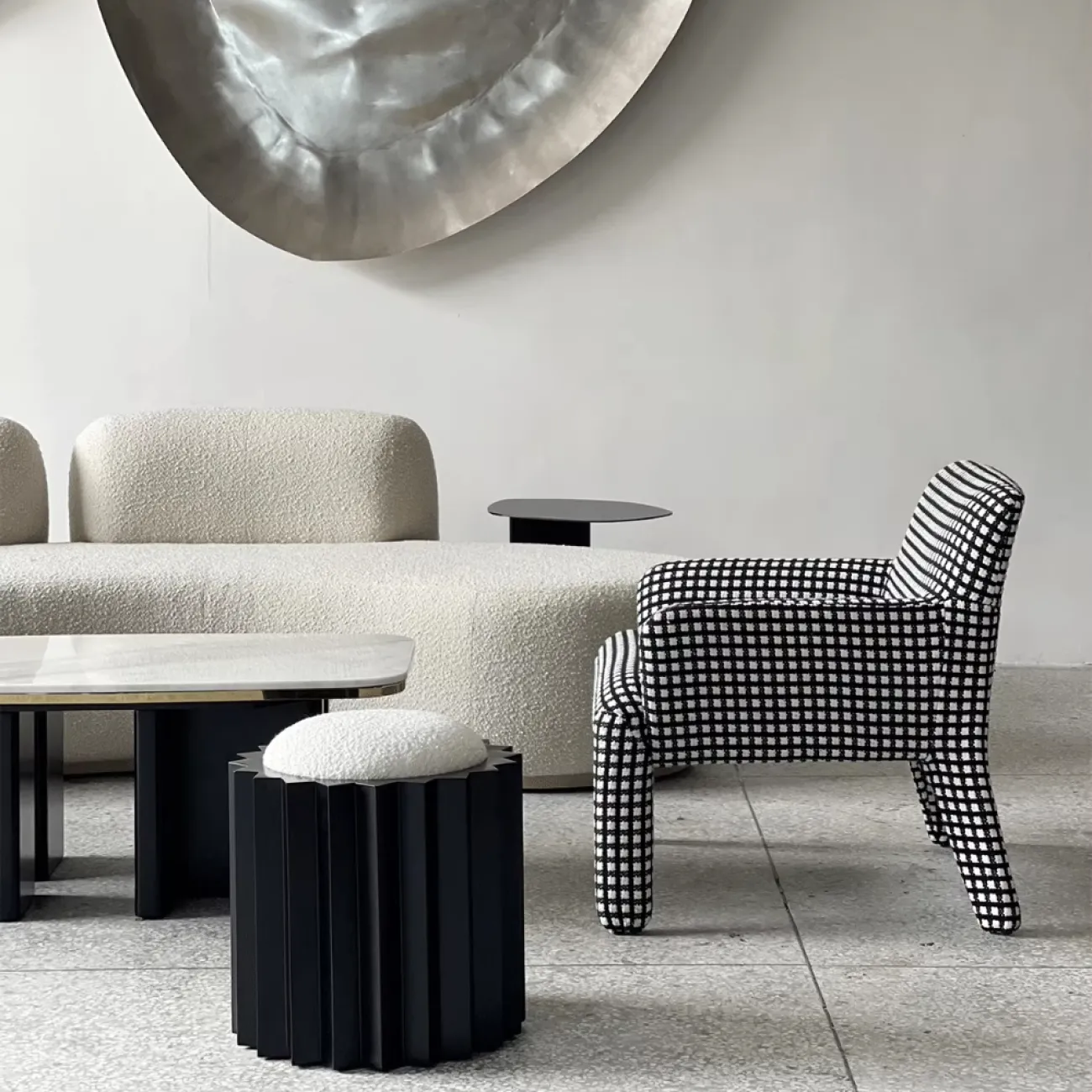 Дизайнерский Черный Низкий Табурет Yanshe от LaLume Дизайнерский Черный Низкий Табурет Yanshe от LaLume