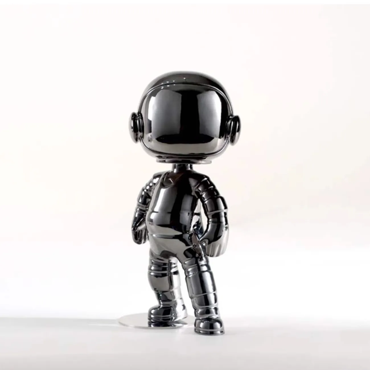 Дизайнерские Маленькие Статуэтки Персонаж Yanshe от LaLume