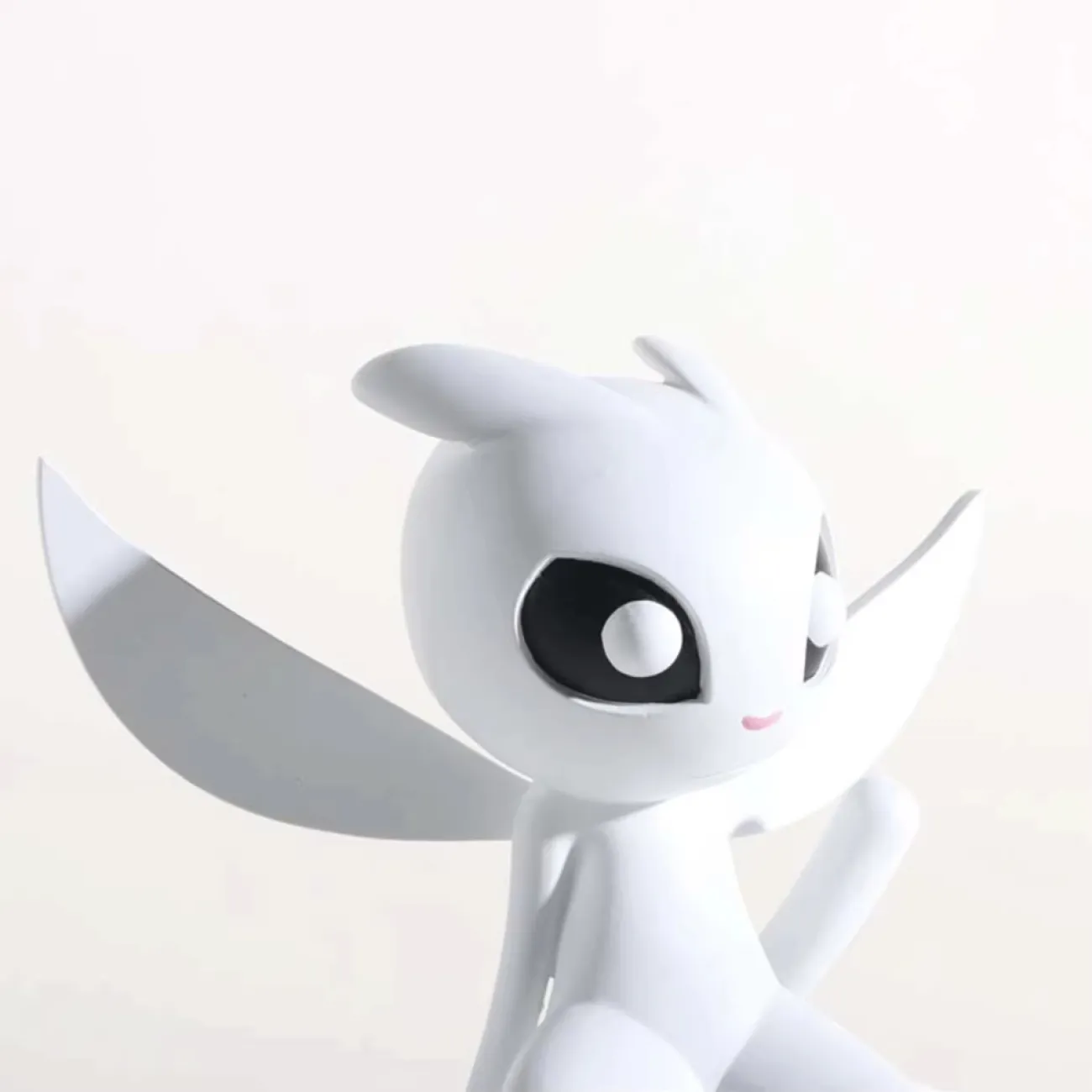 Дизайнерские Маленькие Статуэтки Персонаж Yanshe от LaLume