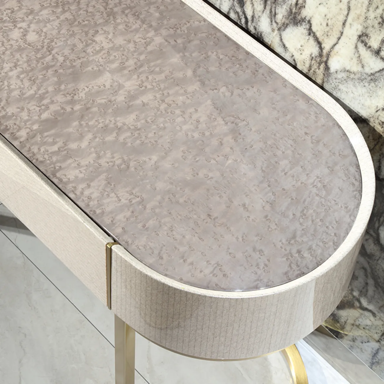 Элегантный туалетный столик с зеркалом MIVICA из красного дерева TS38285-32