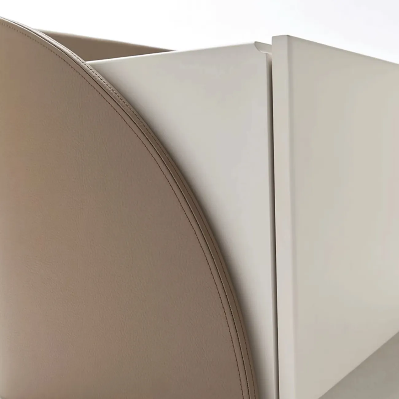 Креативный Кожаный Прикроватный Столик Yanshe от LaLume