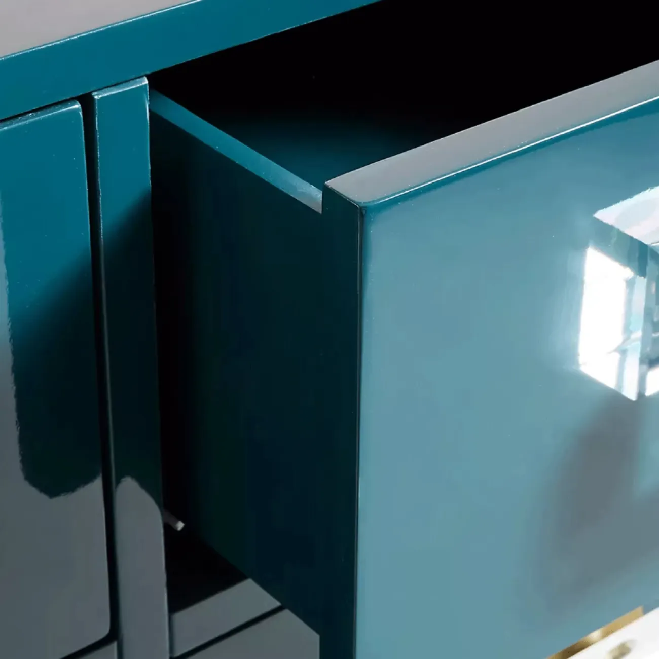 Дизайнерский Шкаф с изображением Солнца и Луны Yanshe от LaLume