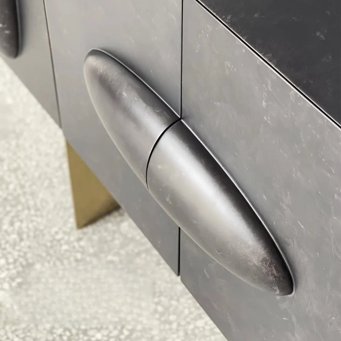 Дизайнерский Сервант в виде Кошачьего Глаза Yanshe от LaLume Дизайнерский Сервант в виде Кошачьего Глаза Yanshe от LaLume