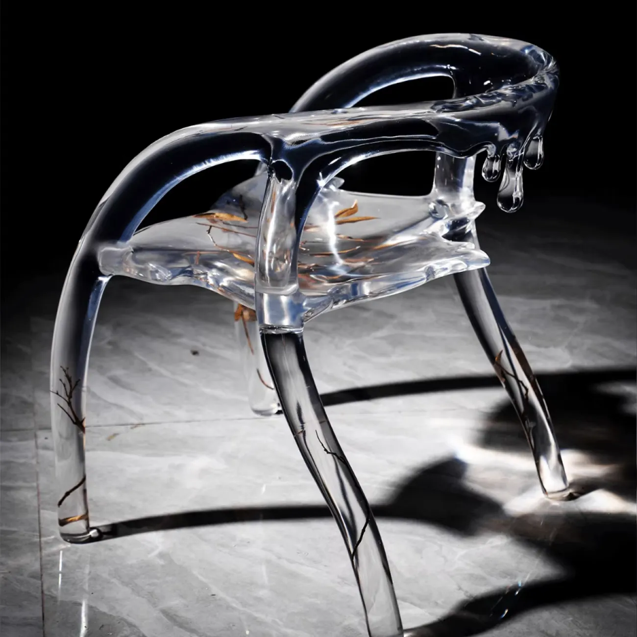 Дизайнерское Прозрачное Кресло в виде Листа и Рыбьей Чешуи Yanshe от LaLume