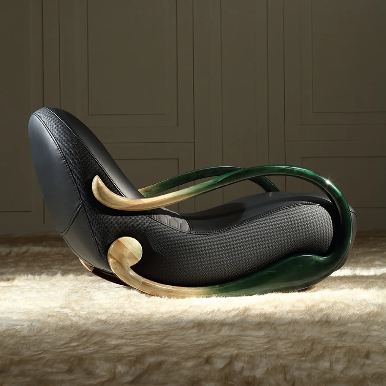 Современное кресло-качалка MIVICA из натуральной кожи, берёзы KR38308-32